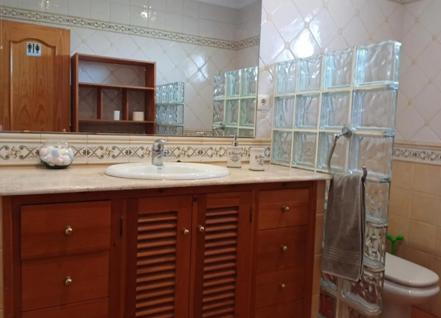 Gibraltar Views Guest House La Línea de la Concepción